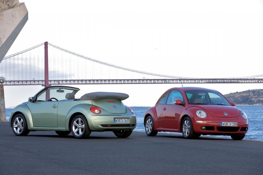  Volkswagen New Beetle 2006 года  (фото 11 из 47)